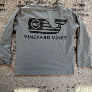 Vineyard Vines Gray Whale Graphic Long Sleeve